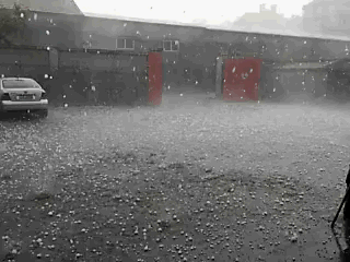 盐城龙卷风冰雹肆 村民称