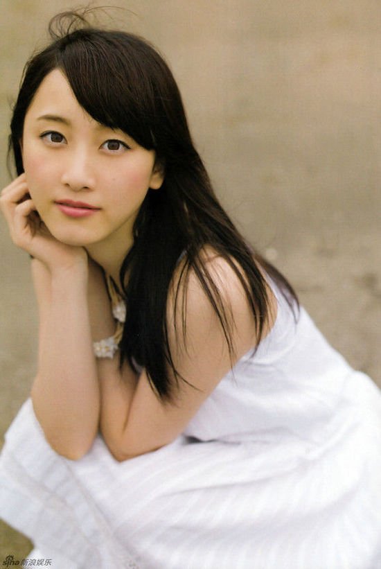 前akb48松井玲奈毕业写真曝光 清丽脱俗