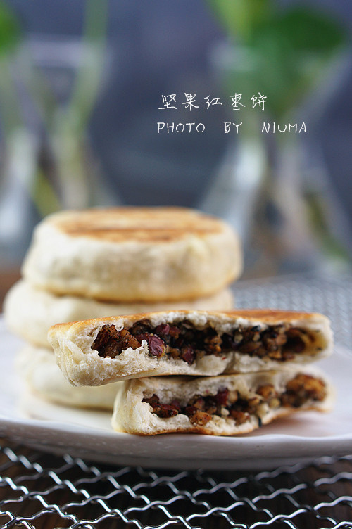 坚果红枣饼:你的早餐必备美食