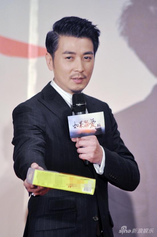 保剑锋霸气"诱惑"刘诗诗