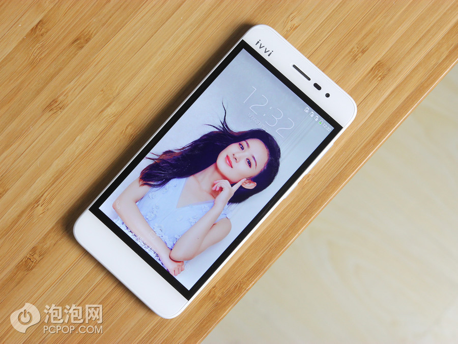 ivvi小骨pro赵丽颖签名版ivvi商城 售价1399元>>购买链接箱体内除了