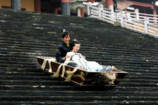 传三》,刘诗诗在剧中饰演【龙葵】(鬼)千年不灭,唯情而已,古姜国公主